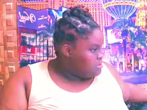 EbonyHotBuns: онлайн-секс-чат