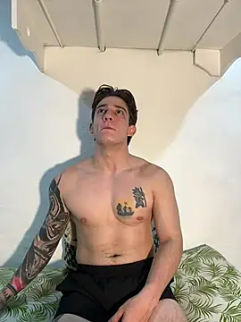 AteneoJr's Live XXX Chat