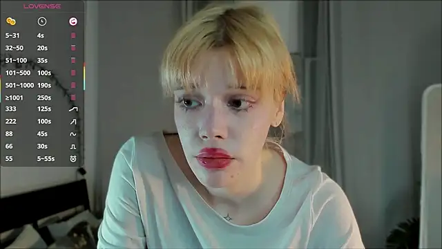 boobsybootieのライブXXXチャット