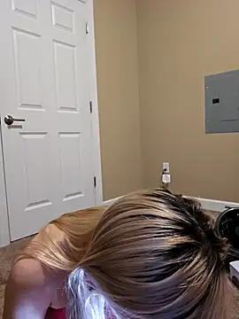 Chat XXX en directo de AmethystFoxx