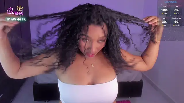 cloe_25 Adlı Modelin Canlı XXX Sohbeti