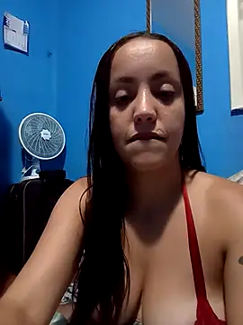 Show de MeninaLua na webcam