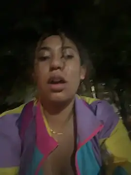 lauraltt Adlı Modelin Canlı XXX Sohbeti