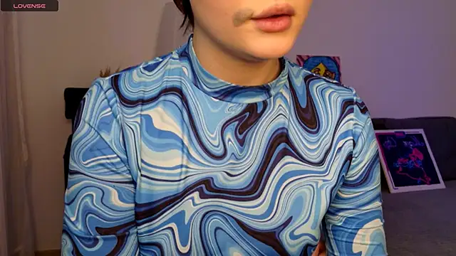 Sweety_cheeky Adlı Modelin Canlı XXX Sohbeti