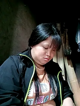 XXX chat uživo modela Ava-120