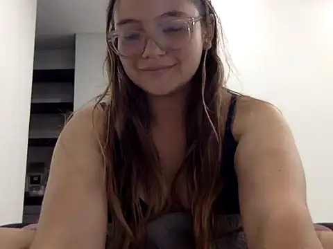 LOLA_R_ Live XXX-Chat