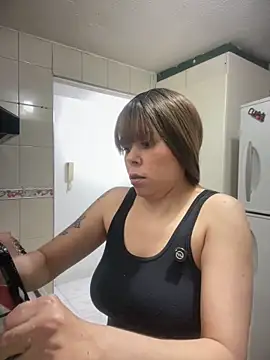 carolina16love Chat XXX live