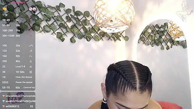 Thayssa_ross: онлайн-секс-чат