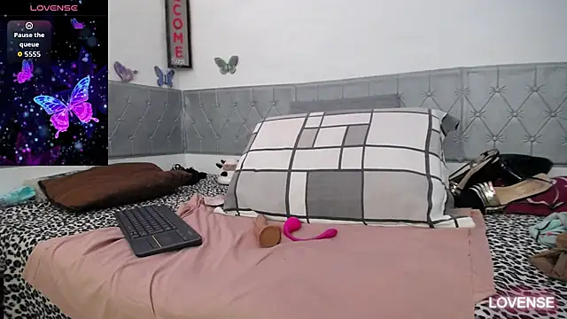 AlexaUllahX Live XXX-Chat