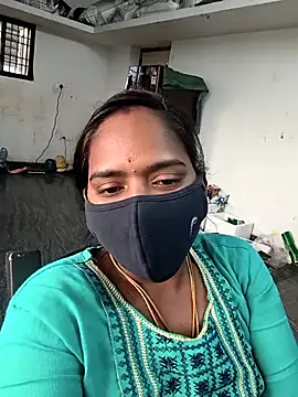 Tamil_Hot_Divya: διαδικτυακό σόου στην κάμερα