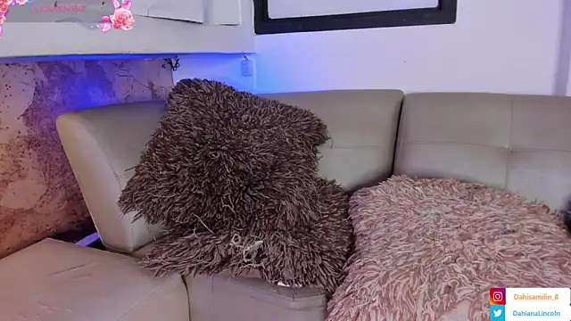 DahianaLincoln Adlı Modelin Canlı XXX Sohbeti