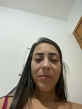 lucioliveira élő XXX-chatje