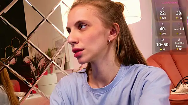 mia_silkk লাইভ XXX চ্যাট