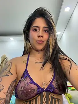 NatQueen লাইভ XXX চ্যাট