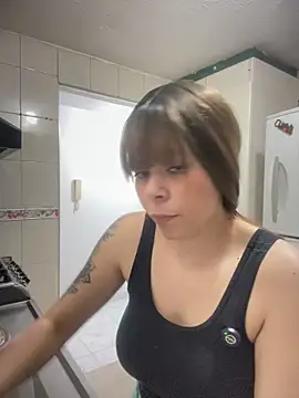 XXX chat uživo modela carolina16love