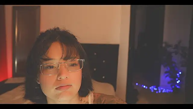 Živý XXX chat LorenRosse