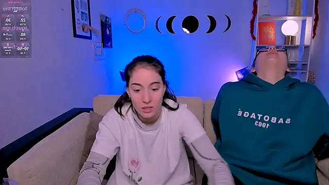 Вебкам-шоу khloebeauty