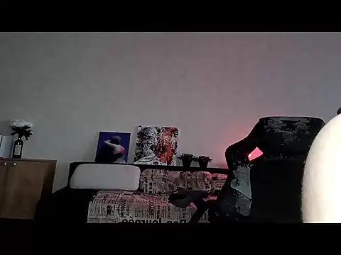 Kira_Chain live XXX chat