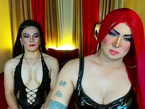 Incredible_Shemale: онлайн-секс-чат