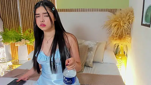 CristalMayson's Live XXX Chat