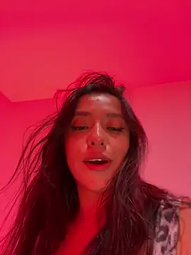 foxxy_lover Show in webcam