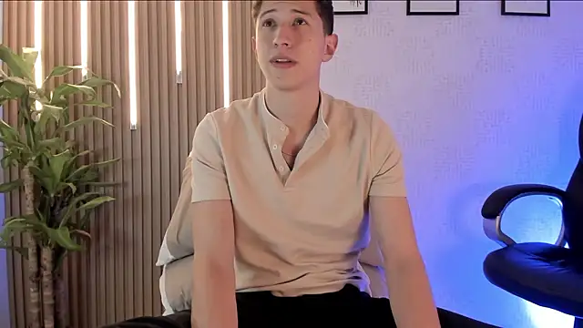 Dorianmistery2322_ Adlı Modelin Canlı XXX Sohbeti