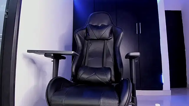 Liam_Mateo 라이브 XXX 채팅