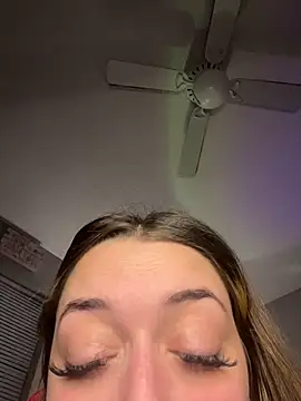 angelbabyxoxo69: онлайн-секс-чат