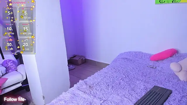 MiaVillalobosのライブXXXチャット