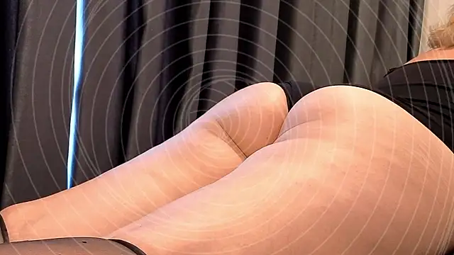 niatonoori Chat XXX in diretta