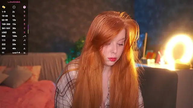 RedHotVixen0 élő XXX-chatje