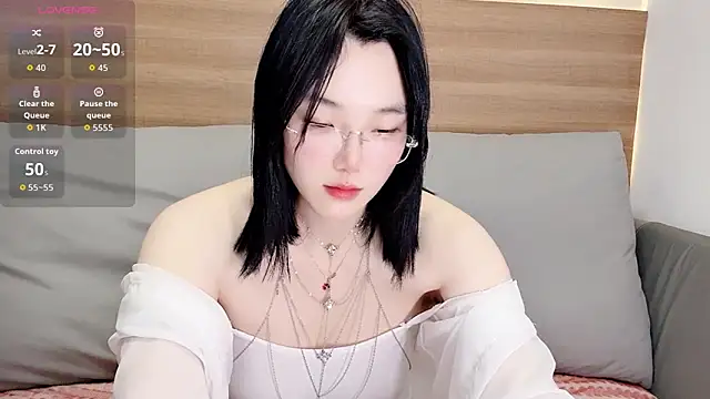 upoo7lt 网络视讯表演