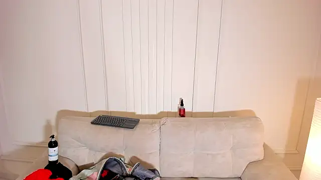 Kenia_Storm Chat XXX live