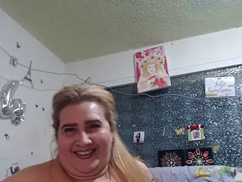 Онлайн чат XXX Perla1981--