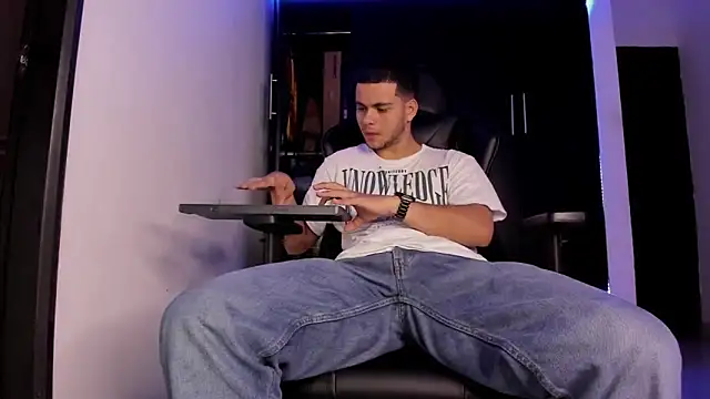 Liam_Mateo's Live XXX Chat