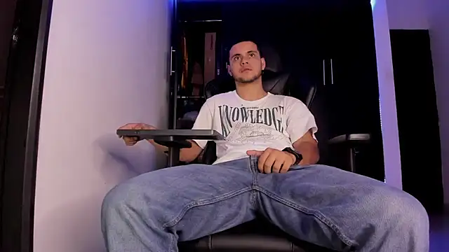 Liam_Mateo Show Webcam