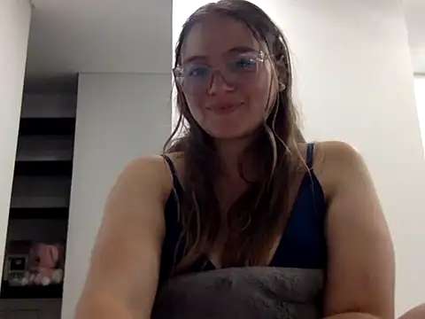 Онлайн чат XXX LOLA_R_