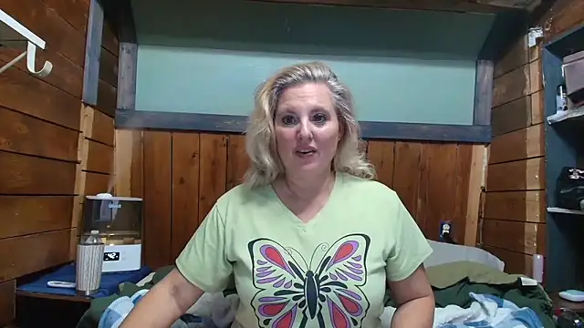 lisaxlovexxx: онлайн-секс-чат