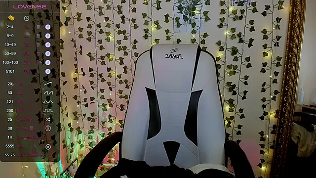 AnyaTaylor_ Live XXX-chat