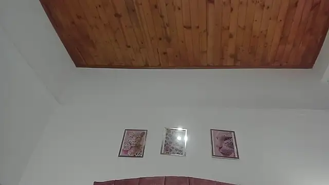 Chat +18 de luna_velveth ao vivo