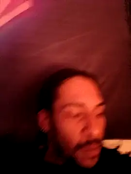 Mikaaa97 现场XXX聊天