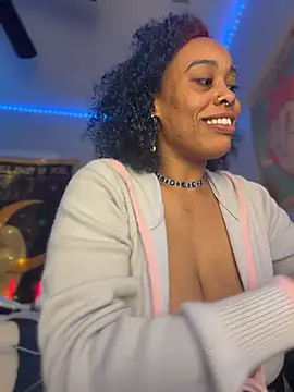 Chat +18 de loveluna8 ao vivo