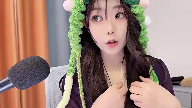 Онлайн чат XXX smalldaisy