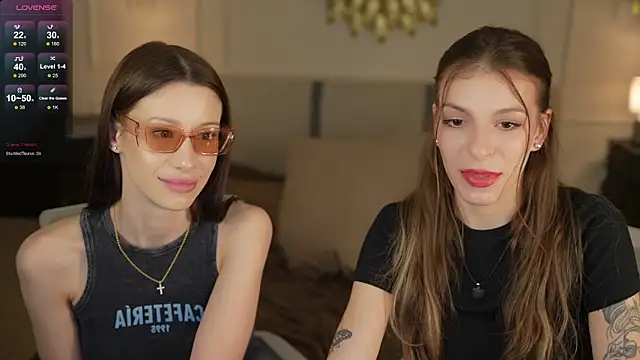 Selena_Glow live XXX chat