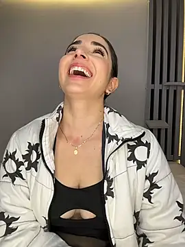 Vicky-Andrade: απευθείας συνομιλία ΧΧΧ