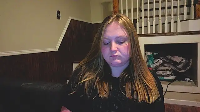 PhatAssBlond's Webcam Show