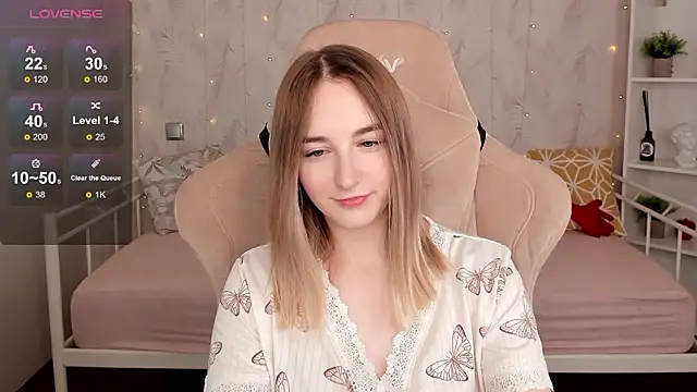 XXX chat uživo modela Shy_Polly