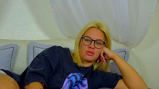 Chatroom XXX en direct de MariaNeumann