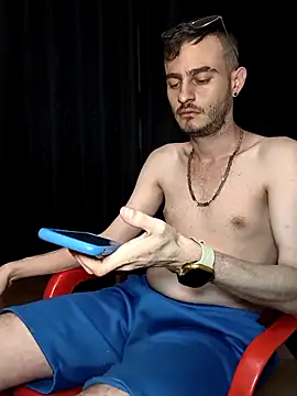 bigcockwhite777 Show in webcam