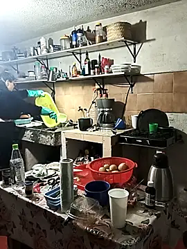 دردشة LaInsaciableIntensa الجنسية المباشرة